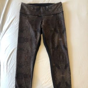 LuluLemon midrise leggings - Size 8